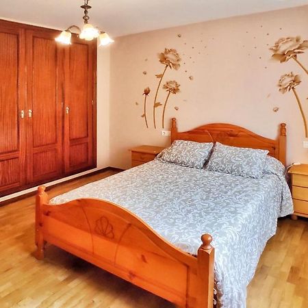 Apartamento Con Wifi En Casco Historico Betanzos Exterior photo